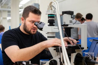 An undergraduate student works in the Fluid Mechanics Lab